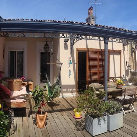 Calme , Proche Du Centre, Grande Terrasse, Petit Dejeuner Bordeaux Exterior photo